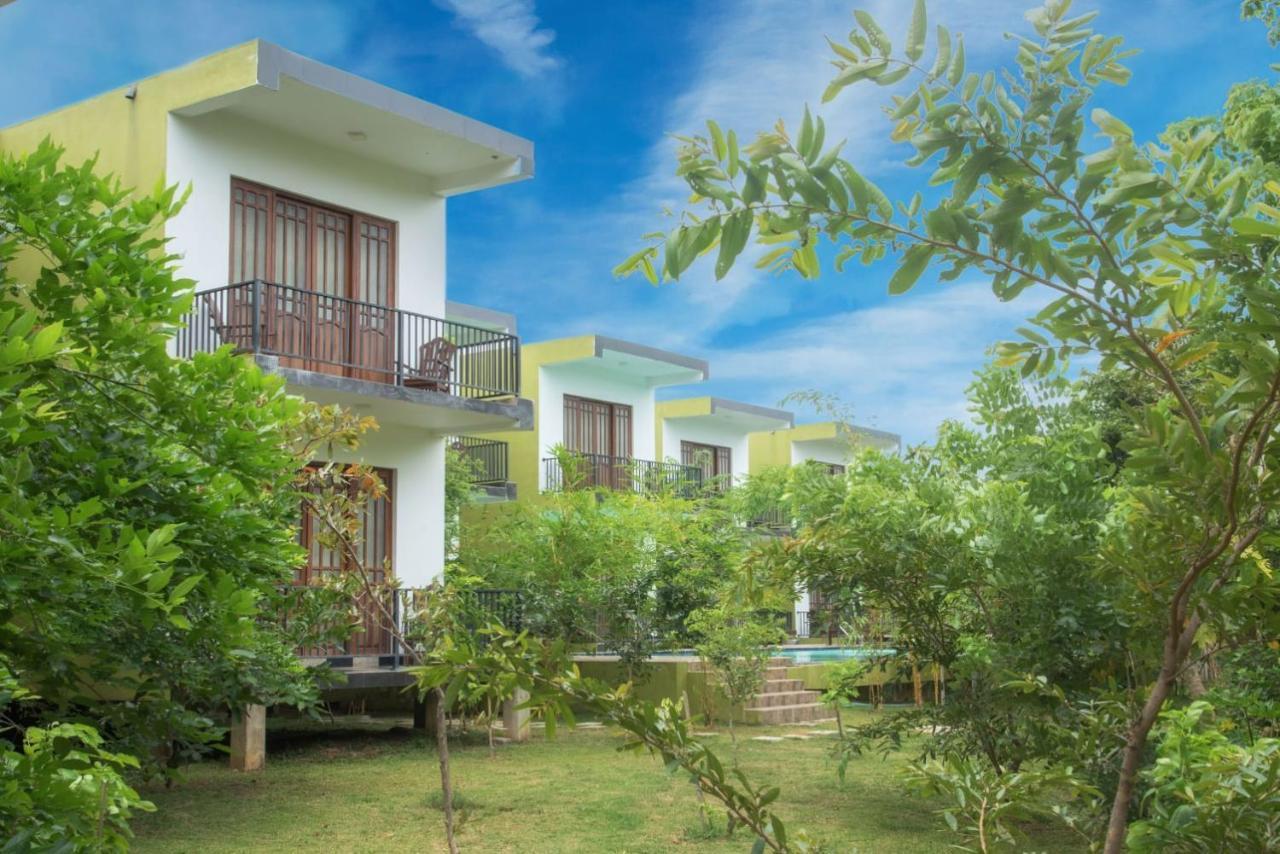 Hotel Golden Ray دامبولا المظهر الخارجي الصورة