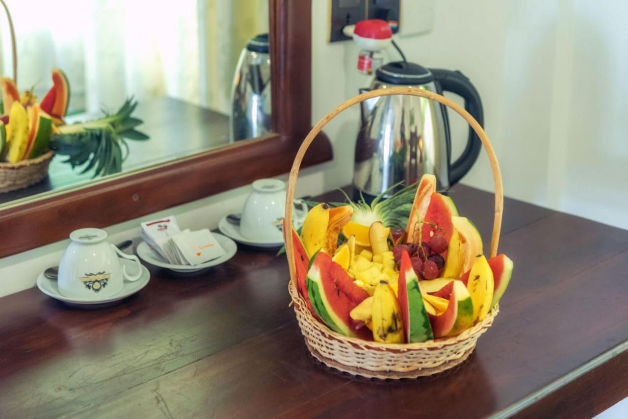 Hotel Golden Ray دامبولا المظهر الخارجي الصورة